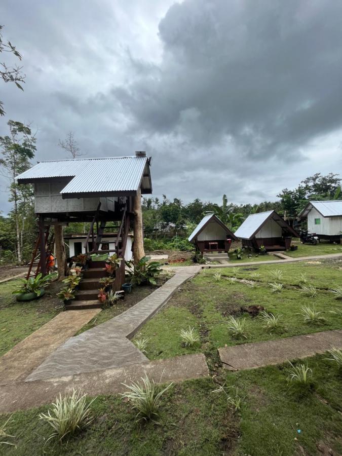 Roca'S Homestay Backpackers Chalet Batuan Exteriör bild